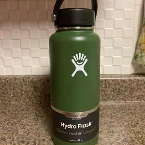 Brand new never been used hydro flask